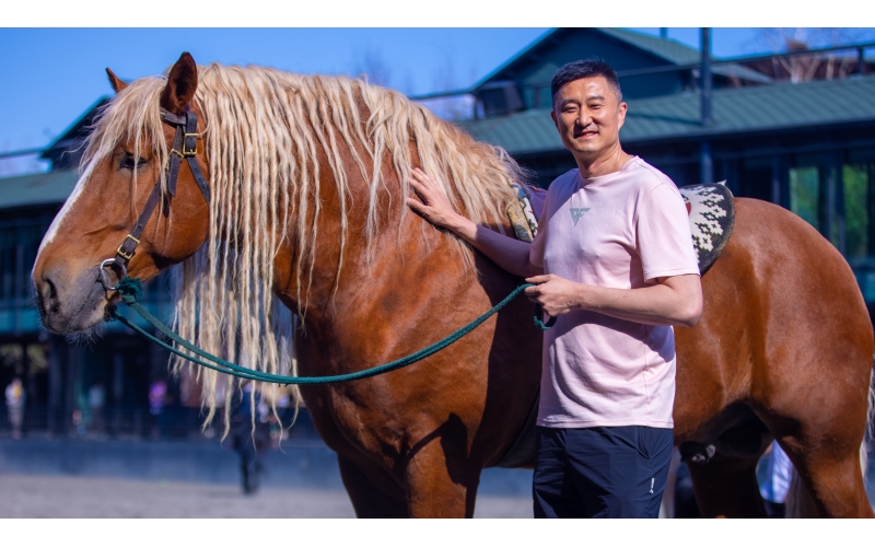 CBA广东队主锻练  杜锋