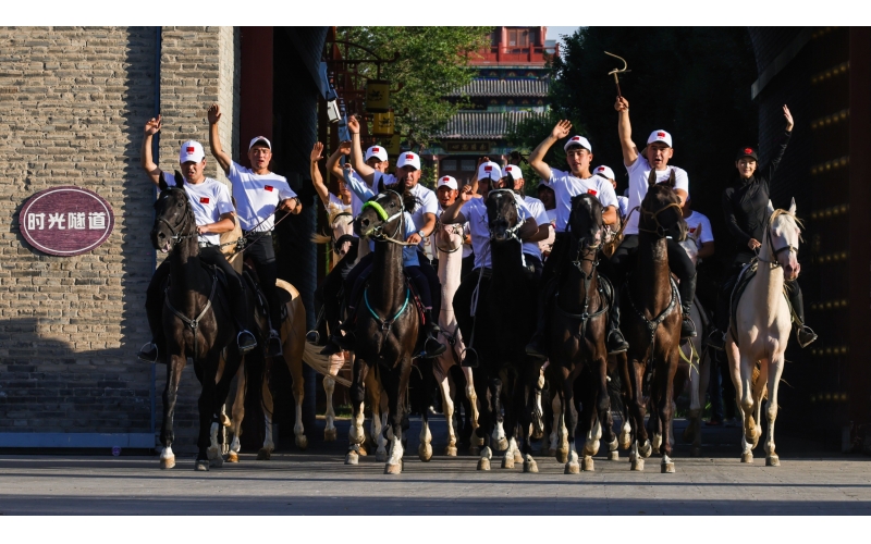 伊犁州察布查尔县巡游