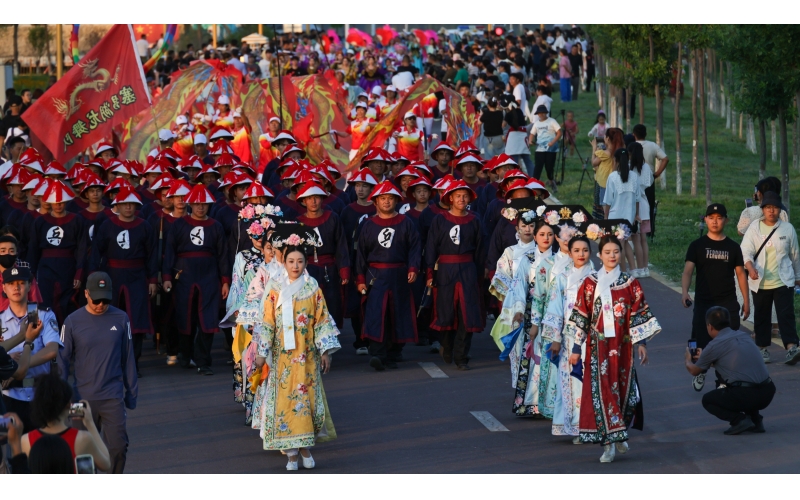 伊犁州察布查尔县巡游